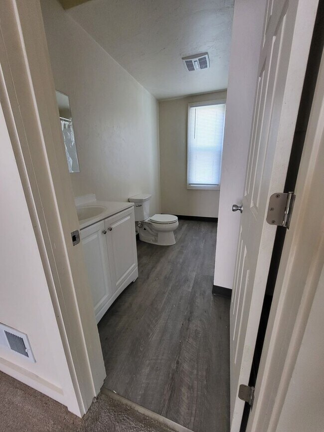 Foto del edificio - 1133 Day St