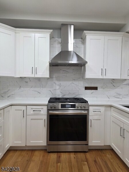 Foto del edificio - 586 N 11th St