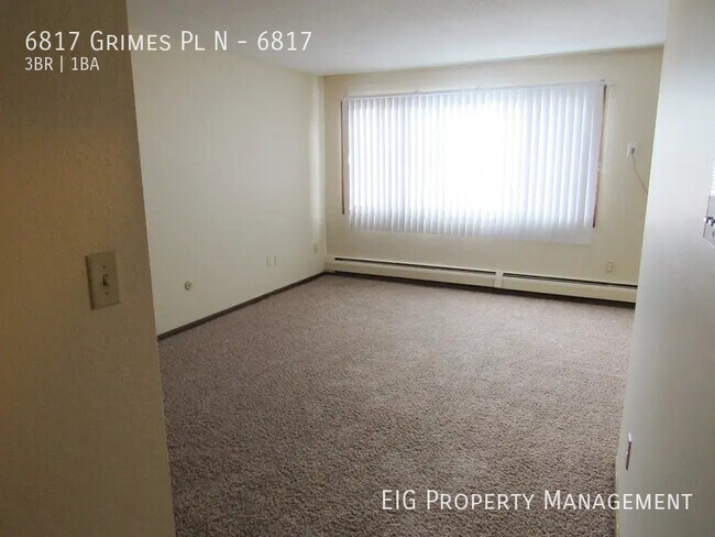 Foto del edificio - 6817 Grimes Pl N