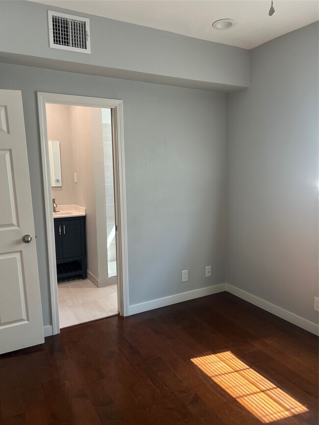 Foto del edificio - 2812 Live Oak St