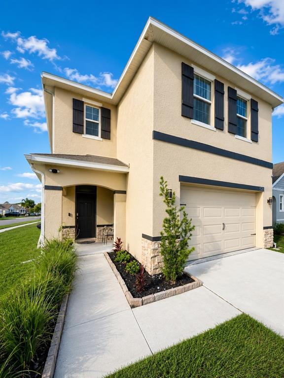 Building Photo - 32649 Pez Landing Ln