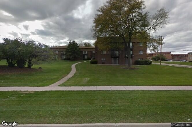 Building Photo - 400 N Mill Rd