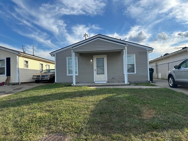Building Photo - 1715 Gerald Dr