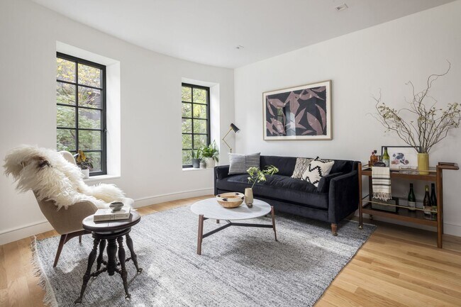 Foto del edificio - 245 E 78th St