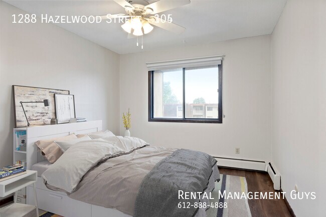Building Photo - 1288 Hazelwood St