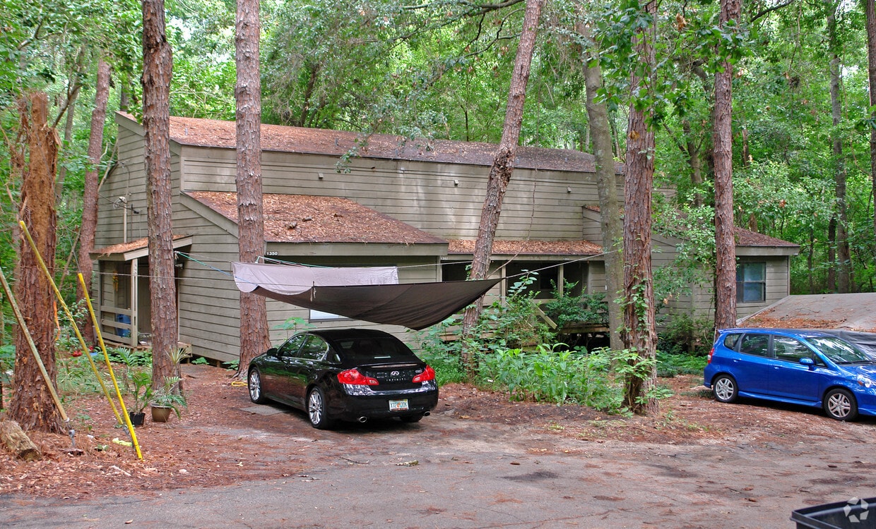 Building Photo - 1350 Rumba Ln