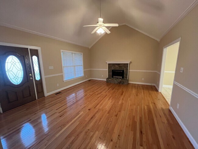 Foto del edificio - 3 Bedroom 2.5 bath home for rent