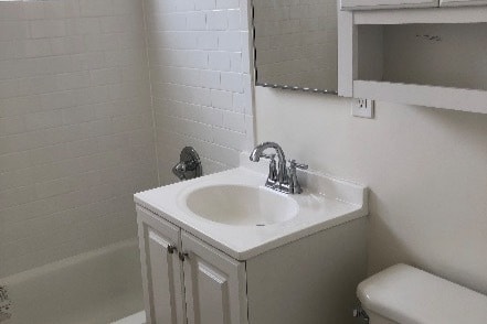 Studio: Fully Renovated Bathroom - 1517 11th St