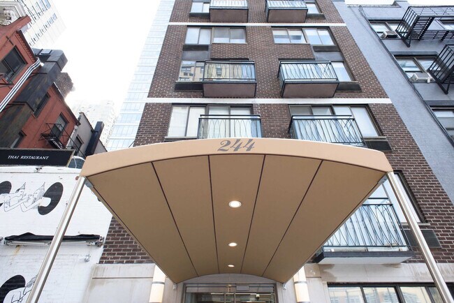 Foto del edificio - 244 E 75th St