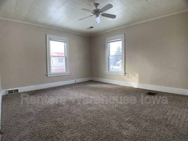 Building Photo - 1151 65th St