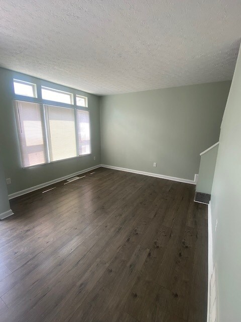 Foto del edificio - 736 E Mound St