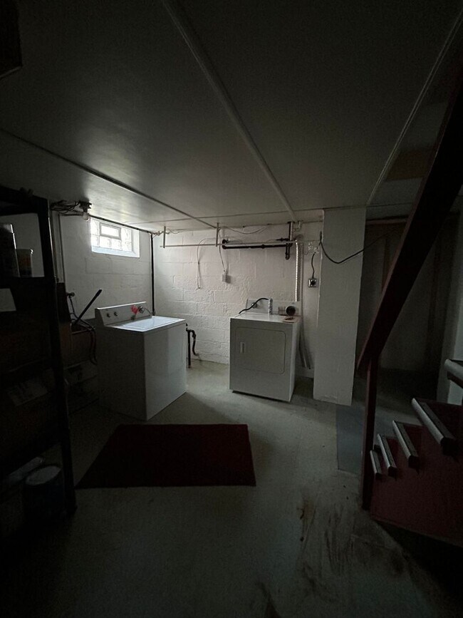 Building Photo - Charming 3-Bedroom, 2-Bathroom Home for Rent