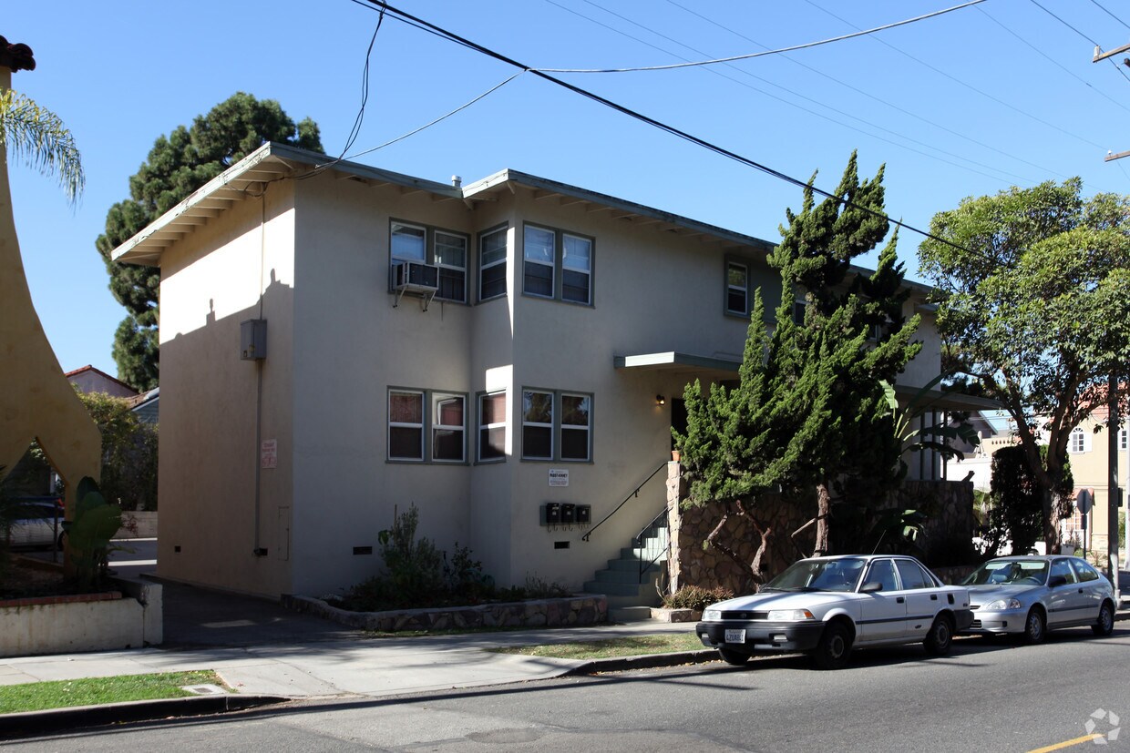 Building Photo - 537-543 Ximeno Ave