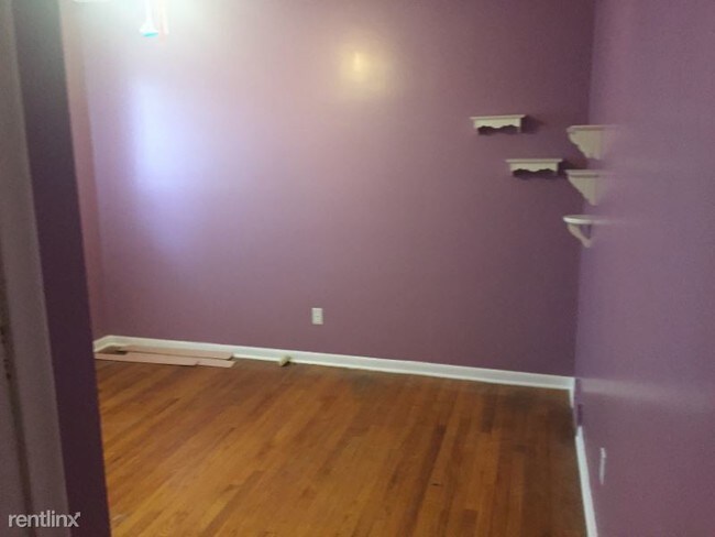 Foto del edificio - 3 br, 1.5 bath House - 28969 Warner Avenue