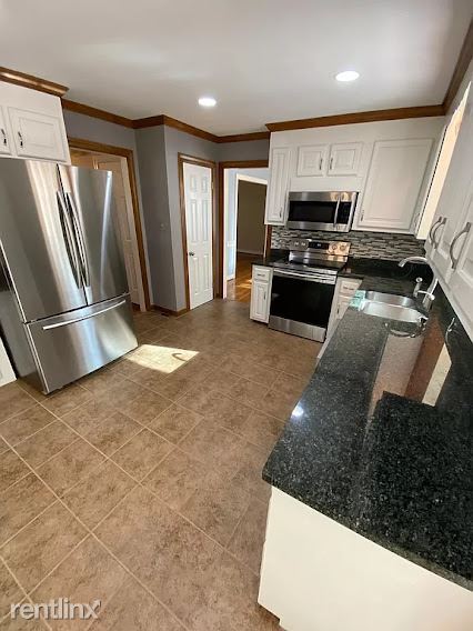 Foto del edificio - 4 br, 2.5 bath House - 5908 Waters Edge Rd