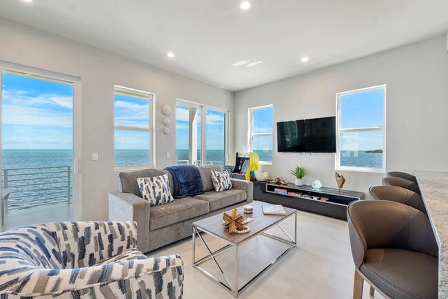 Foto del edificio - 99 Seaside Ave