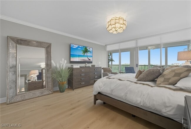 Building Photo - 7515 Pelican Bay Blvd