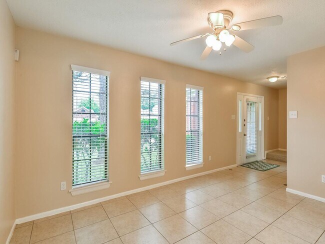 Foto del edificio - 14819 Cobre Valley Dr