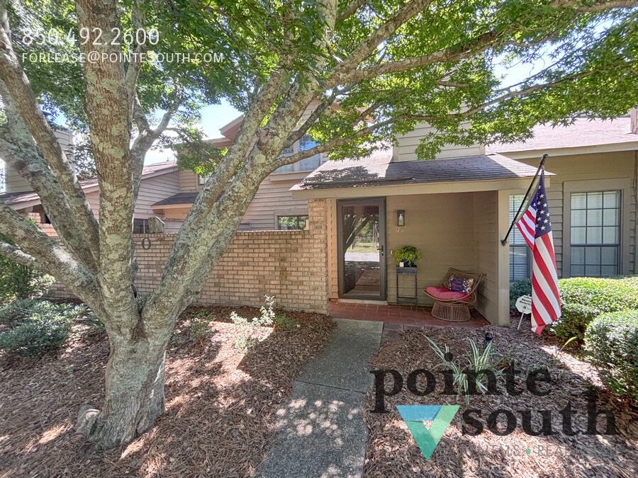 Primary Photo - 200 Parma Dr