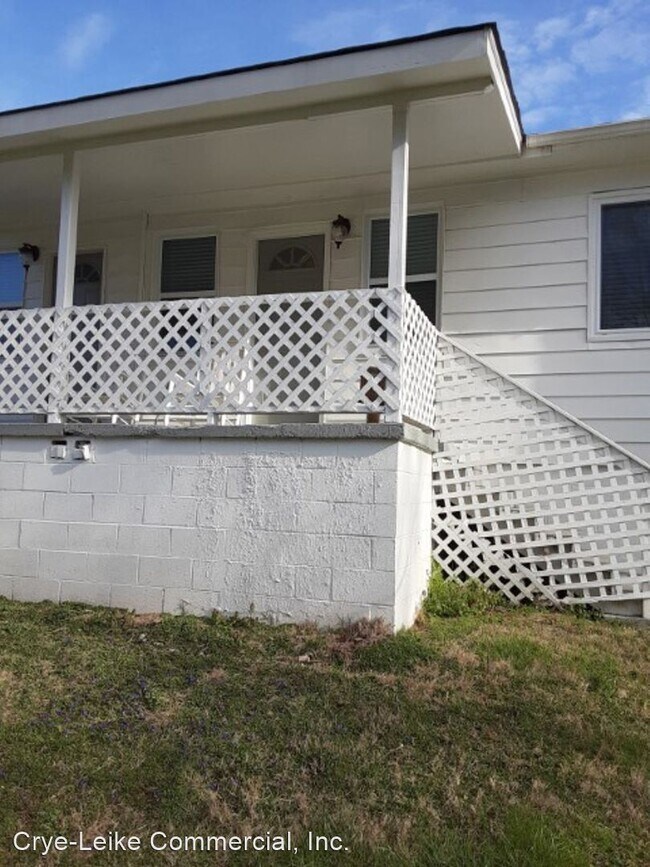 Foto del edificio - 3 br, 2 bath House - 297 Jefferson Ave