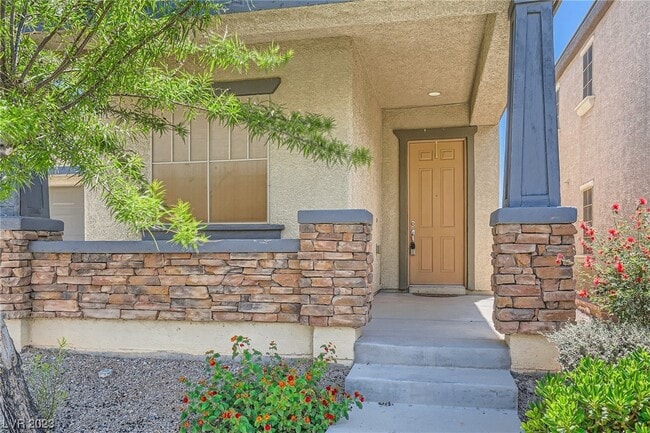 Building Photo - 6620 Chinatown St