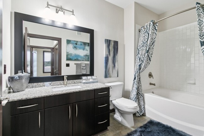 Building Photo - Enso