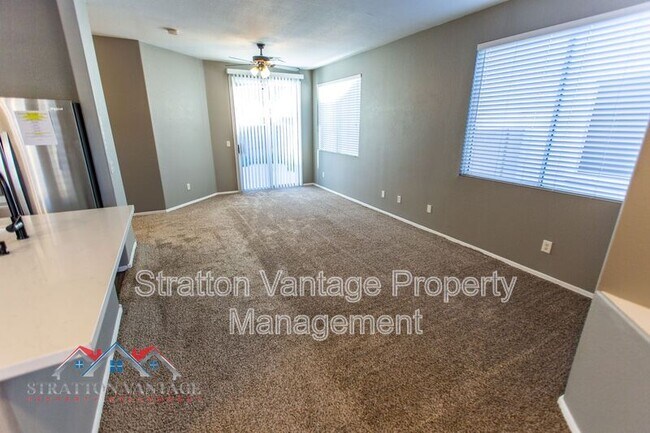 Foto del edificio - 1131 E Ferrara St