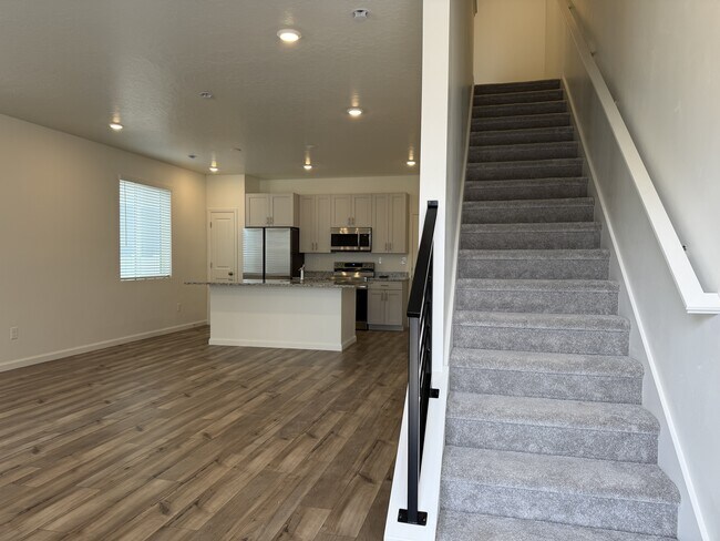 Foto del edificio - 203 E Arcade Dr