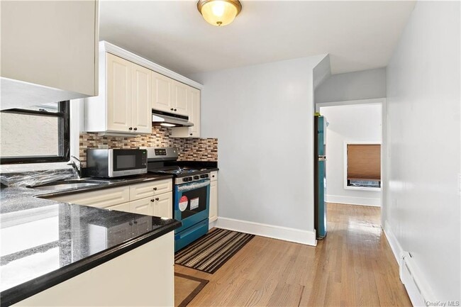 Building Photo - 106 Thurton Pl