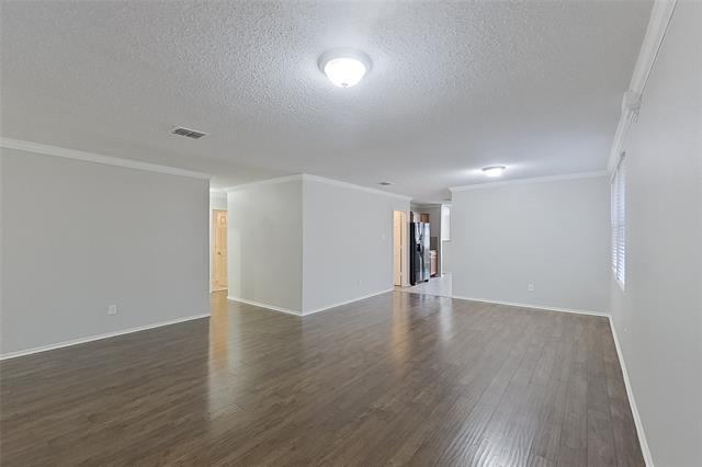 Foto del edificio - 3608 Clydesdale Dr