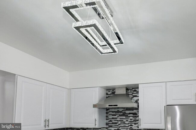 Building Photo - 19019 Grotto Ln