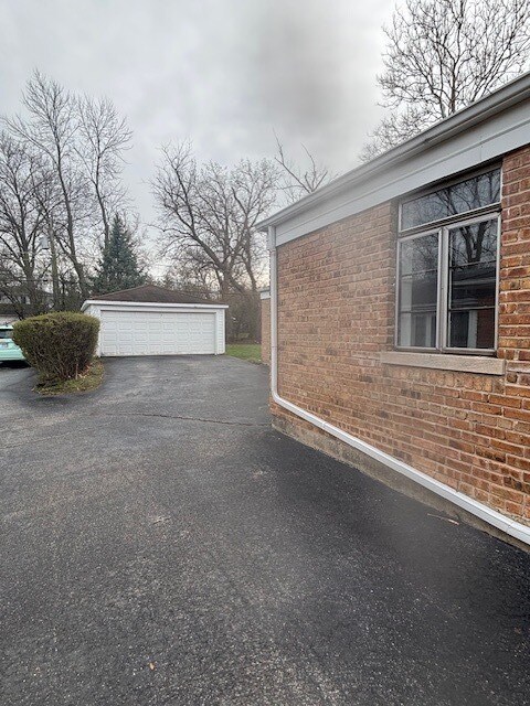 Foto del edificio - 2223 Hawthorne Rd