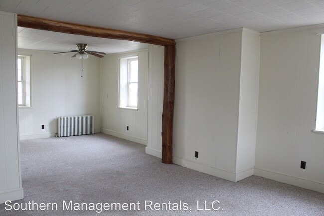 Building Photo - 4 br, 1 bath House - 815 Hess Farm Rd