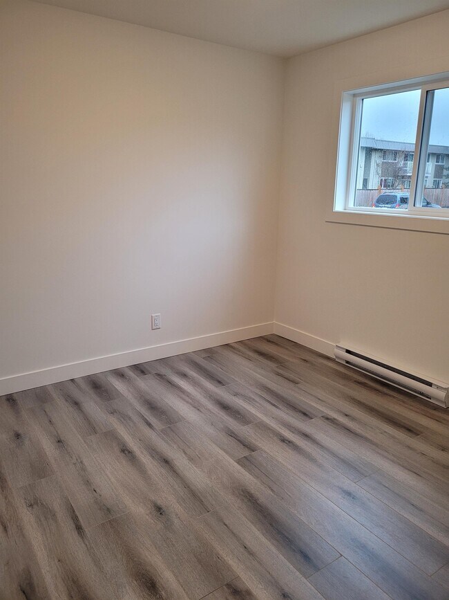 Photo du bâtiment - 596 Lance Pl