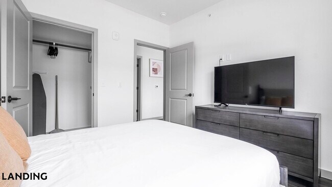 Foto del edificio - 91 Jensen Dr