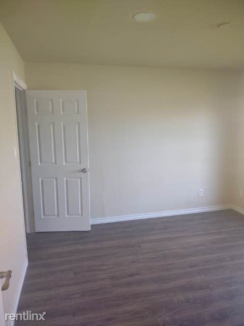 Building Photo - 2 br, 1 bath House - 905 Kern Rd 905 Unit 905
