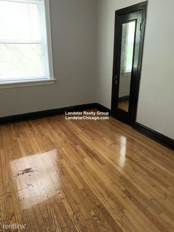 Foto del edificio - 4629 N Lowell Ave