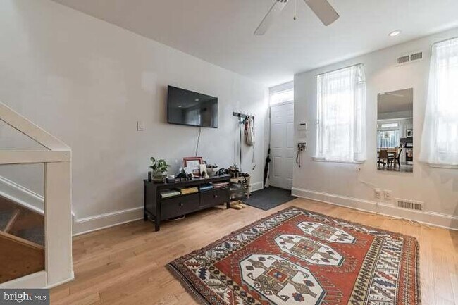 Foto del edificio - 1552 S Capitol St