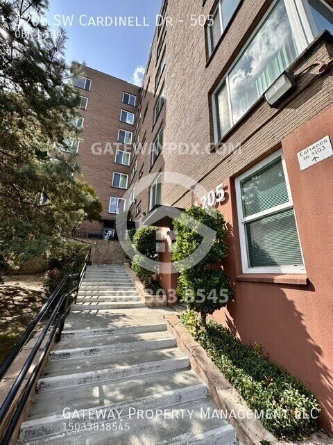 Foto del edificio - 1205 SW Cardinell Dr