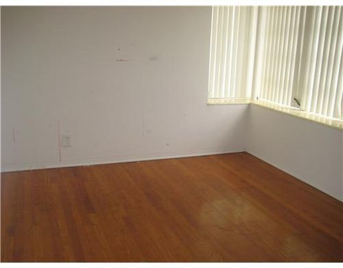 Building Photo - 611 Ponce De Leon Dr
