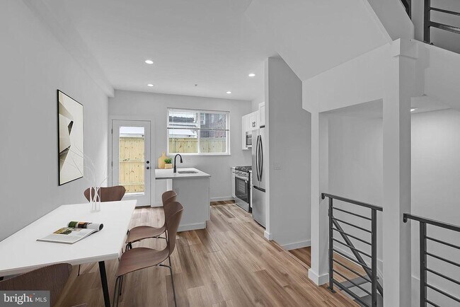 Foto del edificio - 1526 W Seybert St