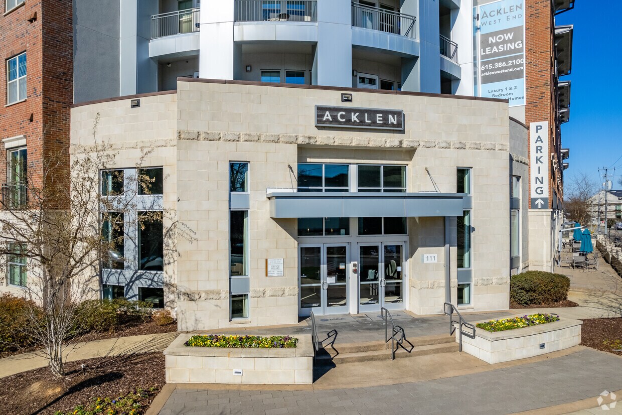 MAA Acklen 111 Acklen Park Dr Nashville, TN Apartments for Rent in Nashville