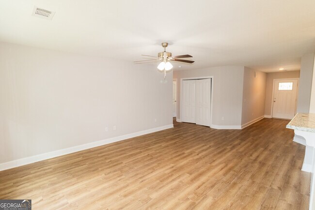 Building Photo - 207 Bay Laurel Ct