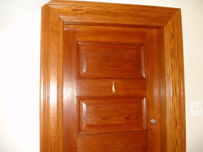 Foto del edificio - 218 W Montgomery Ave