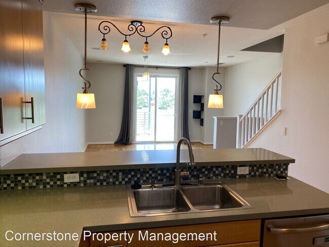 Building Photo - 4 br, 4 bath House - 840 N 8th St