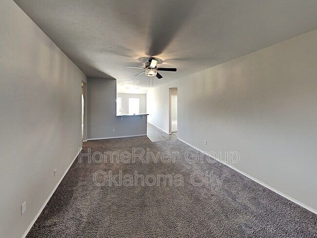 Building Photo - 212 Klare Ct