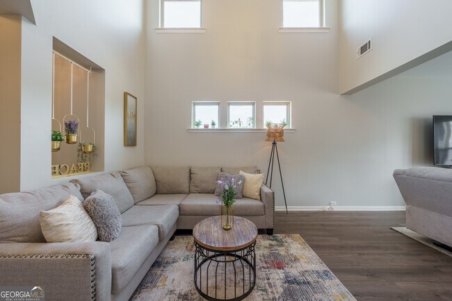 Foto del edificio - 182 Hardy Ives Ln