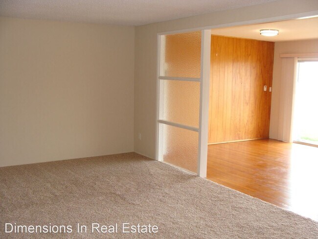 Building Photo - 3 br, 2 bath House - 4205 East Overlook Dr.