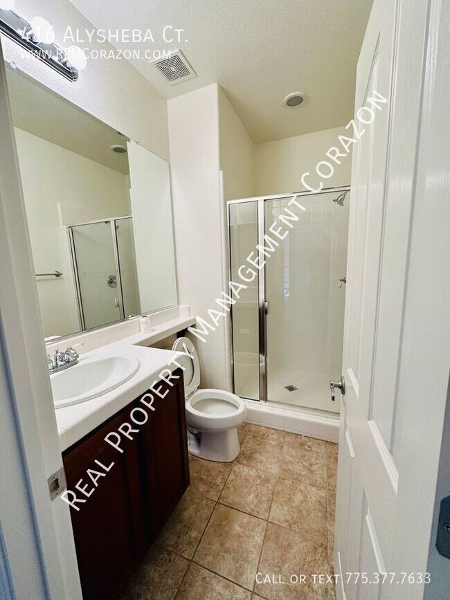 Building Photo - 4 bedroom single story home in great South...