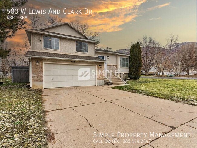 Foto del edificio - 580 W Lewis And Clark Cir